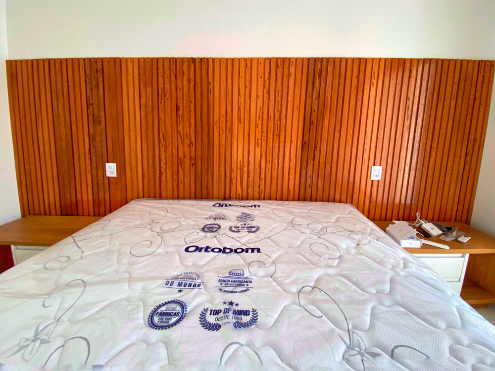 Painel Ripado em Madeira